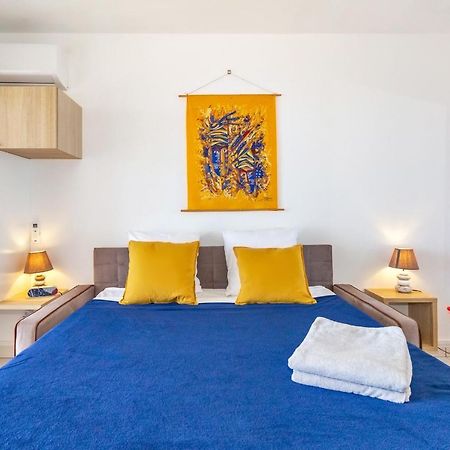 Oceanides - Studio Renove Avec Magnifique Vue Mer - Saint-Gilles-Les-Bains Eksteriør bilde
