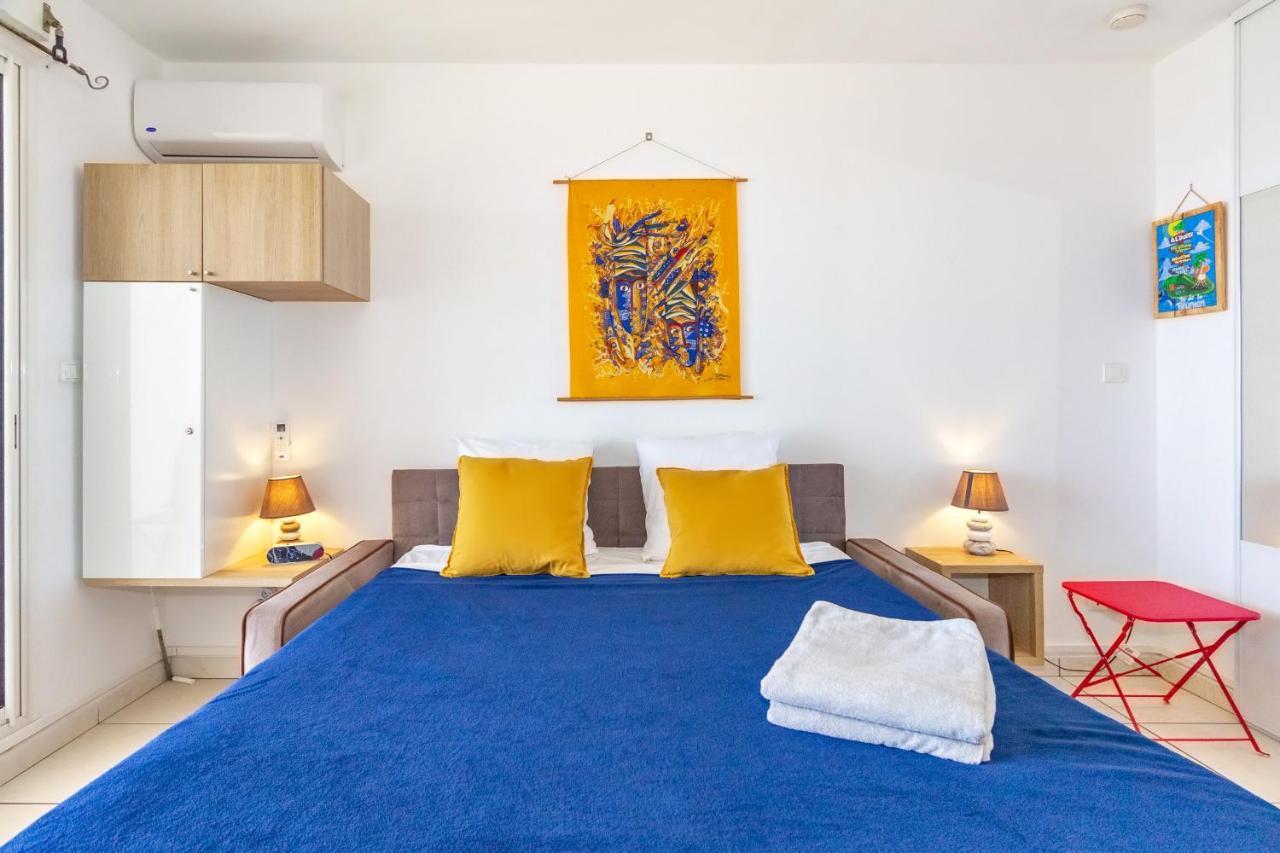 Oceanides - Studio Renove Avec Magnifique Vue Mer - Saint-Gilles-Les-Bains Eksteriør bilde